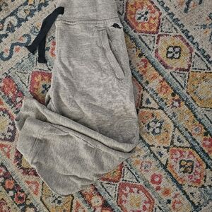 Kids Tommy Bahama grey jogger/sweatpants size xs/4